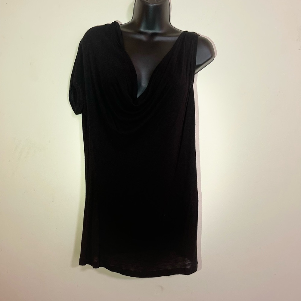 Shirt - Black - BCBG Maxazria - Size S - Cotton - 1 sleeve - Scoup Neck Shirt.